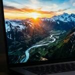 مک بوک ایر M5 برای چه کسانی مناسب است؟